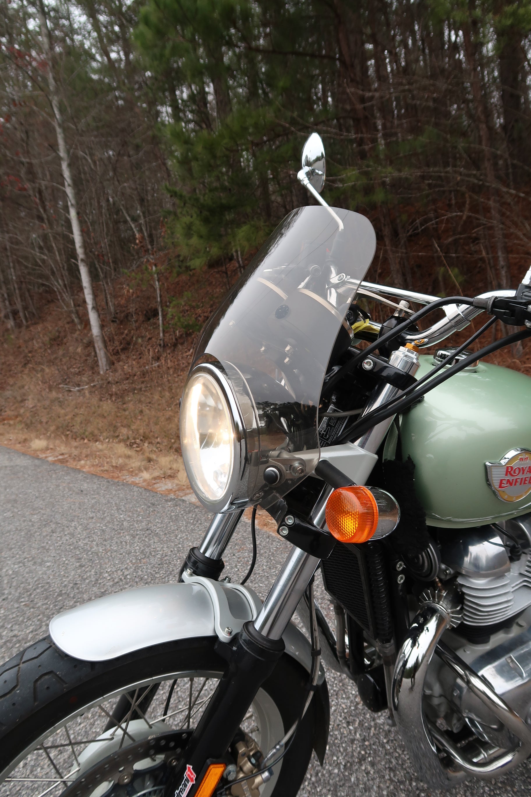 Urban Flyscreen For Royal Enfield Shotgun 650 – Black Acrylic, Pre-Drilled, Quick Install